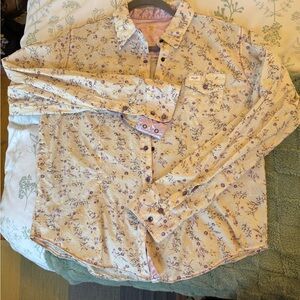 Twenty X Women’s Ultra Fit Large Floral Pearl Snap Blouse